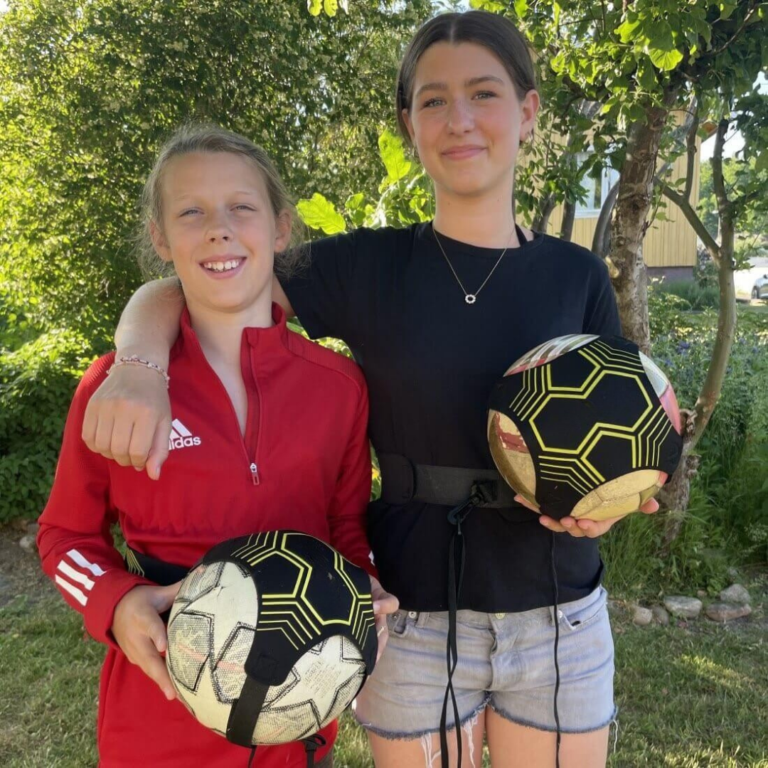 KickBal™ - Nu kan du spille fodbold når som helst og hvor som helst!
