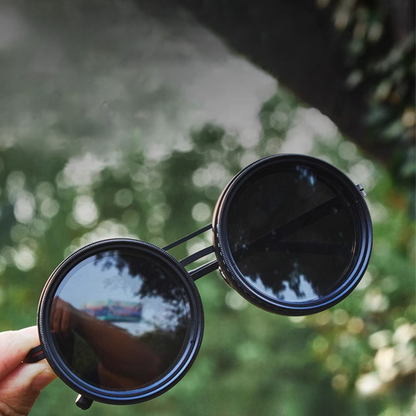 SolJust™ - Håndlavede solbriller med justerbar lysreduktion og UV-beskyttelse!