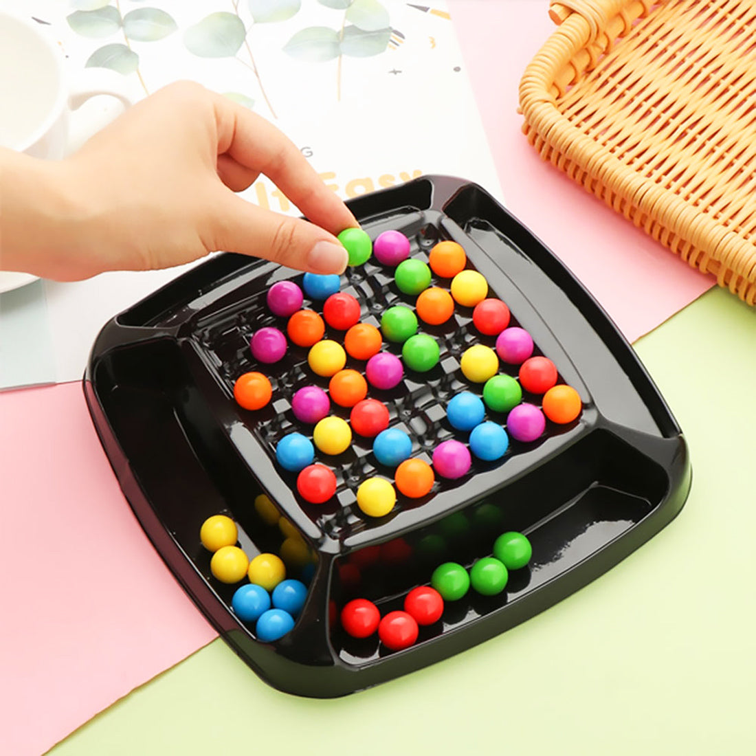 FarveFryd™ – Lær farver og tænk smartere gennem leg